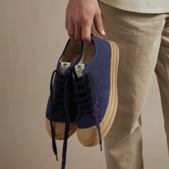 Pataugas ETCHE L/TWK H2H BLEU/GUM 12 Pataugas ETCHE L/TWK H2H BLEU/GUM -Pataugas ETCHELTWKH2HMARINEGUM